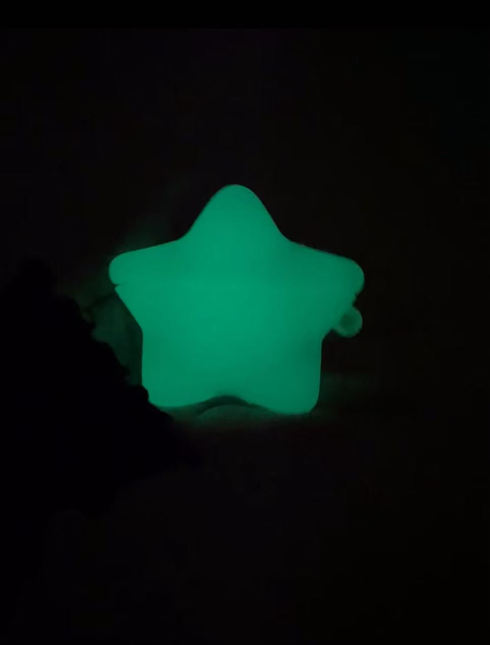 Grow-in-dark star AirPods case lighting dome