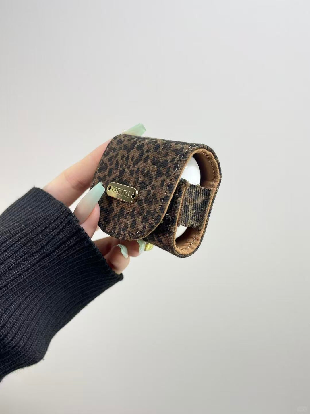 Maillard caramel leopard print flip cover earphone case carrying bag side